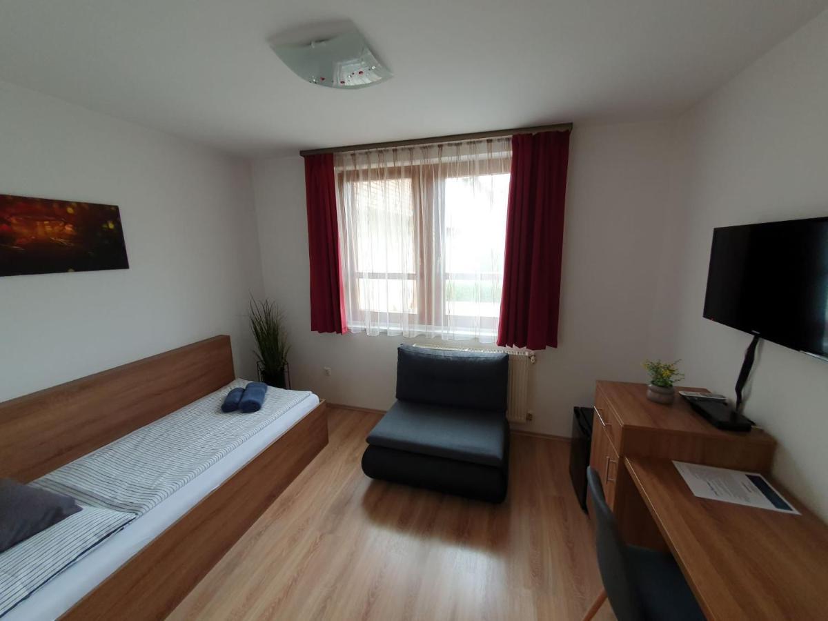 Citylife Rooms Mosonmagyaróvár Exterior foto